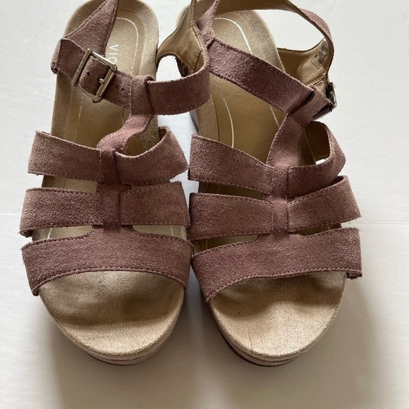 Vionic Hoola Tawny Mauve Suede T strap Wedge Sandal Size 11 - Picture 2 of 9